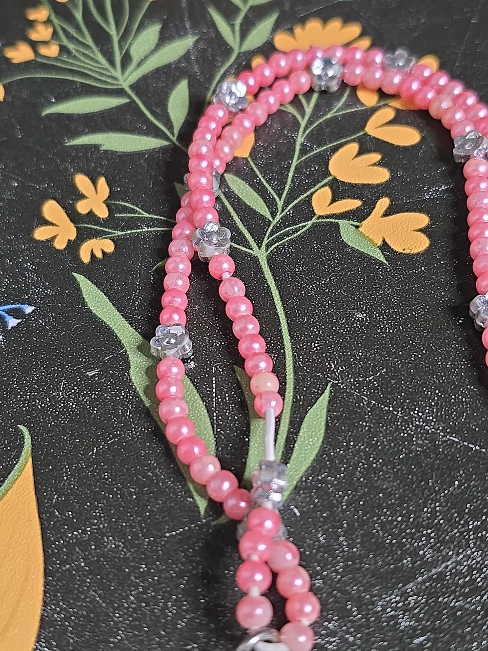 HELLO KITTY Necklace  SANRIO 2008 Y2K Vintage Pink Beaded Charm